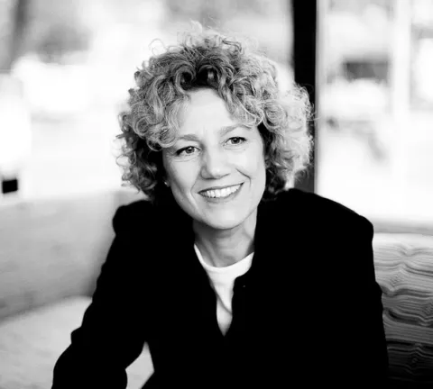 ELENA RAMÍREZ.jpg ELENA RAMÍREZ.jpg