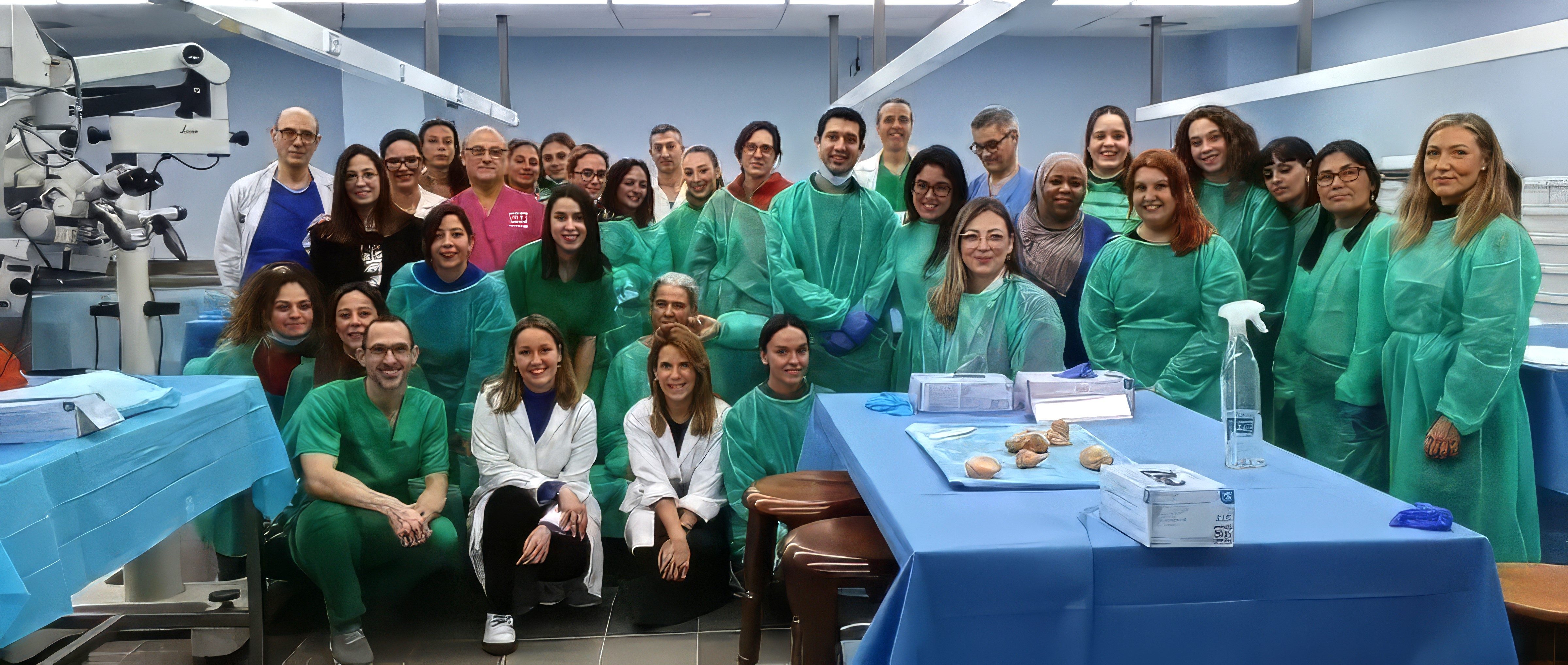 Curso de especialización en Neuroanatomía Clínico-quirúrgica en el Hospital Universitario de la Ribera-foto grupo