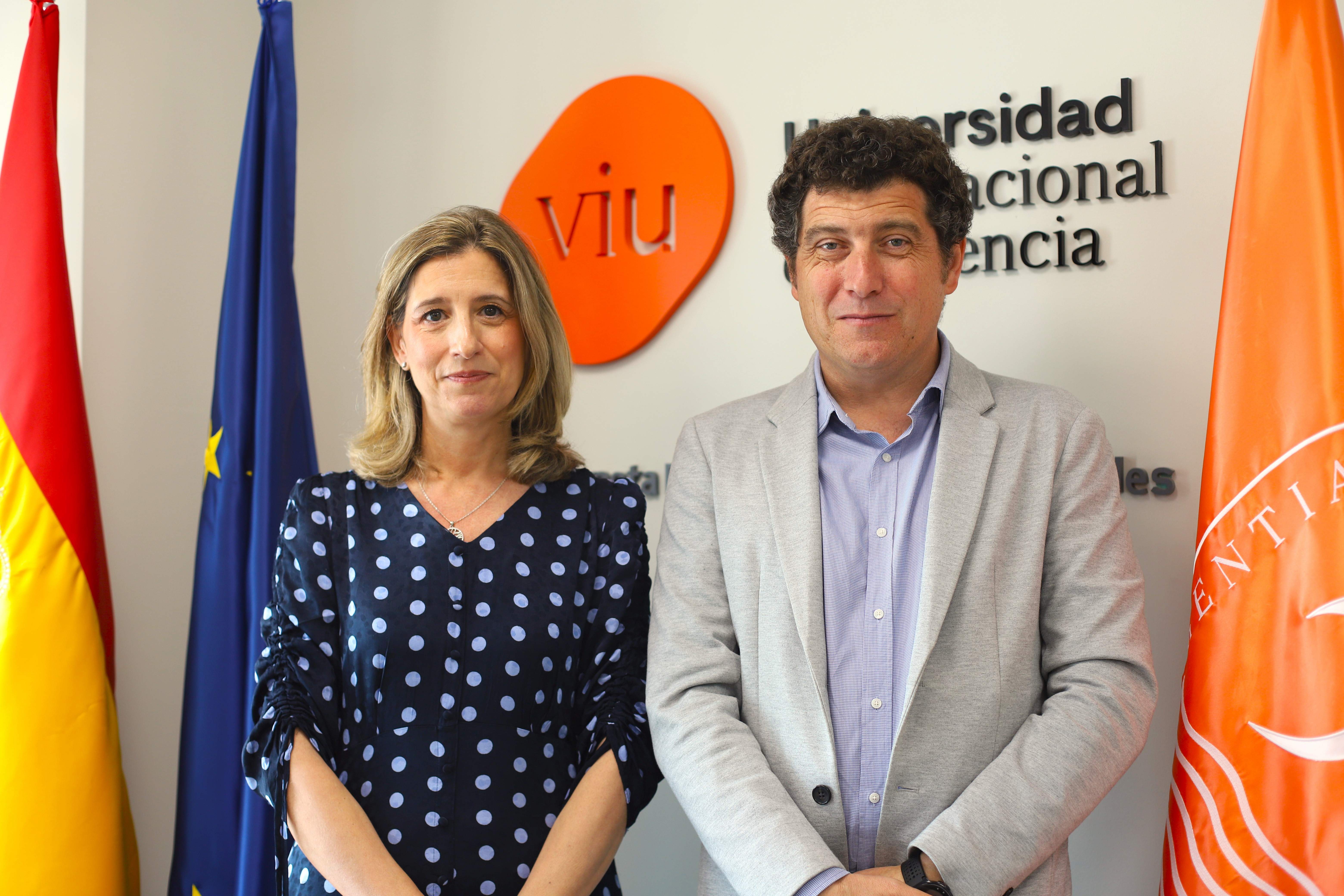Convenio VIU-Startup Valencia, Dra. Eva María Giner, rectora de VIU, CEO de Startup Valencia y Nacho Mas