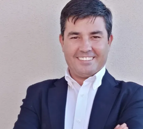 Diego Navarro_1.jpg Diego Navarro_1.jpg