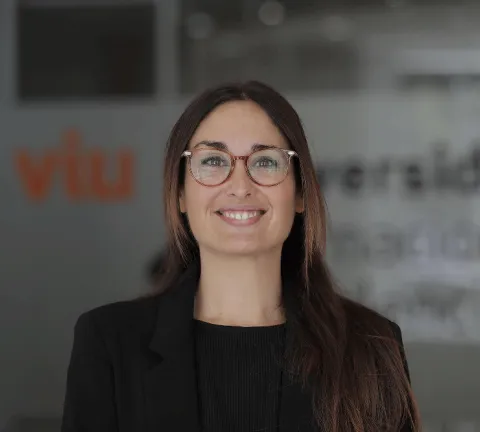 Foto-Ana-RM.png Foto-Ana-RM.png