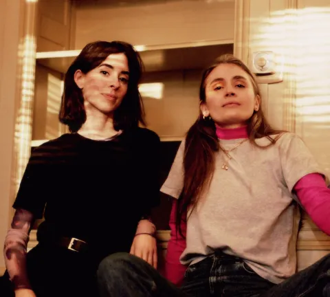 Imagen de Ana Garriga y Carmen Urbita