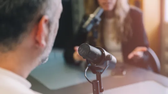 Imagen portada Entrevista Online con Luis García Montero