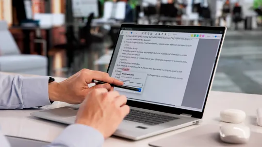 Imagen Portada Taller Online: Traduce mejor, corrige más rápido y sácale todo el partido a Word